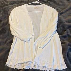 Loft 3/4 light sweater. White. Large
